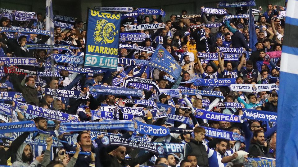 Funcionário do FC Porto detido na investigação aos incidentes na AG