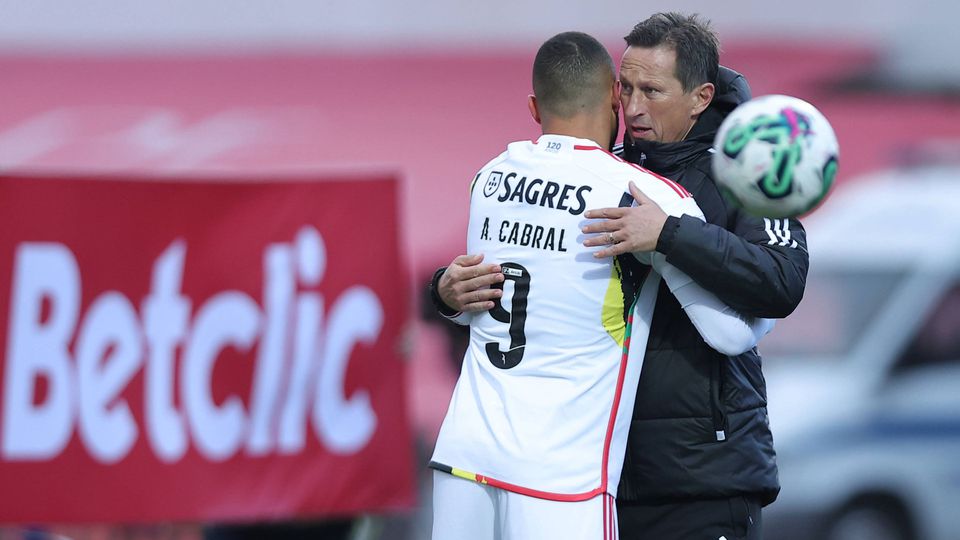 Arthur Cabral será titular com o SC Braga? A resposta de Schmidt