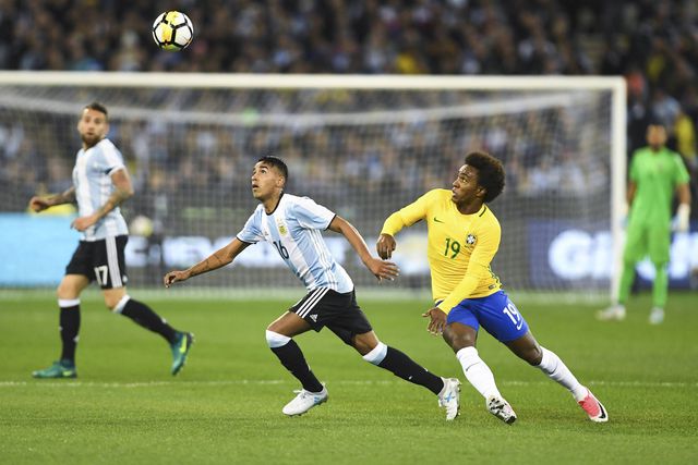 Chegou à seleção da Argentina, foi apontado ao Benfica e agora é motorista de Uber