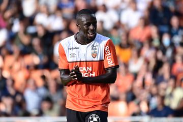 Benjamin Mendy processa Manchester City por vencimentos não pagos