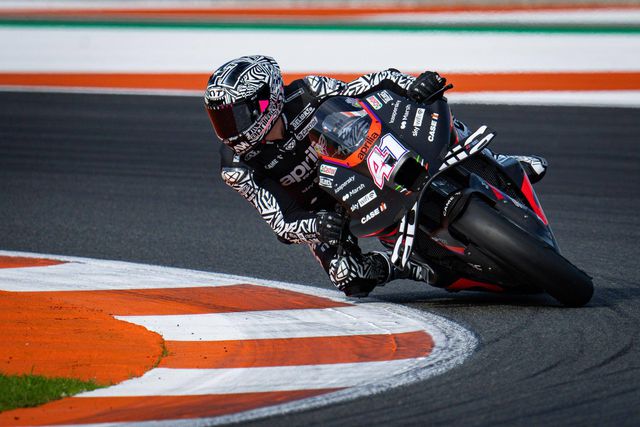 Espargaró ‘atira-se’ a Morbidelli: «Cruzou uma linha muito sagrada»