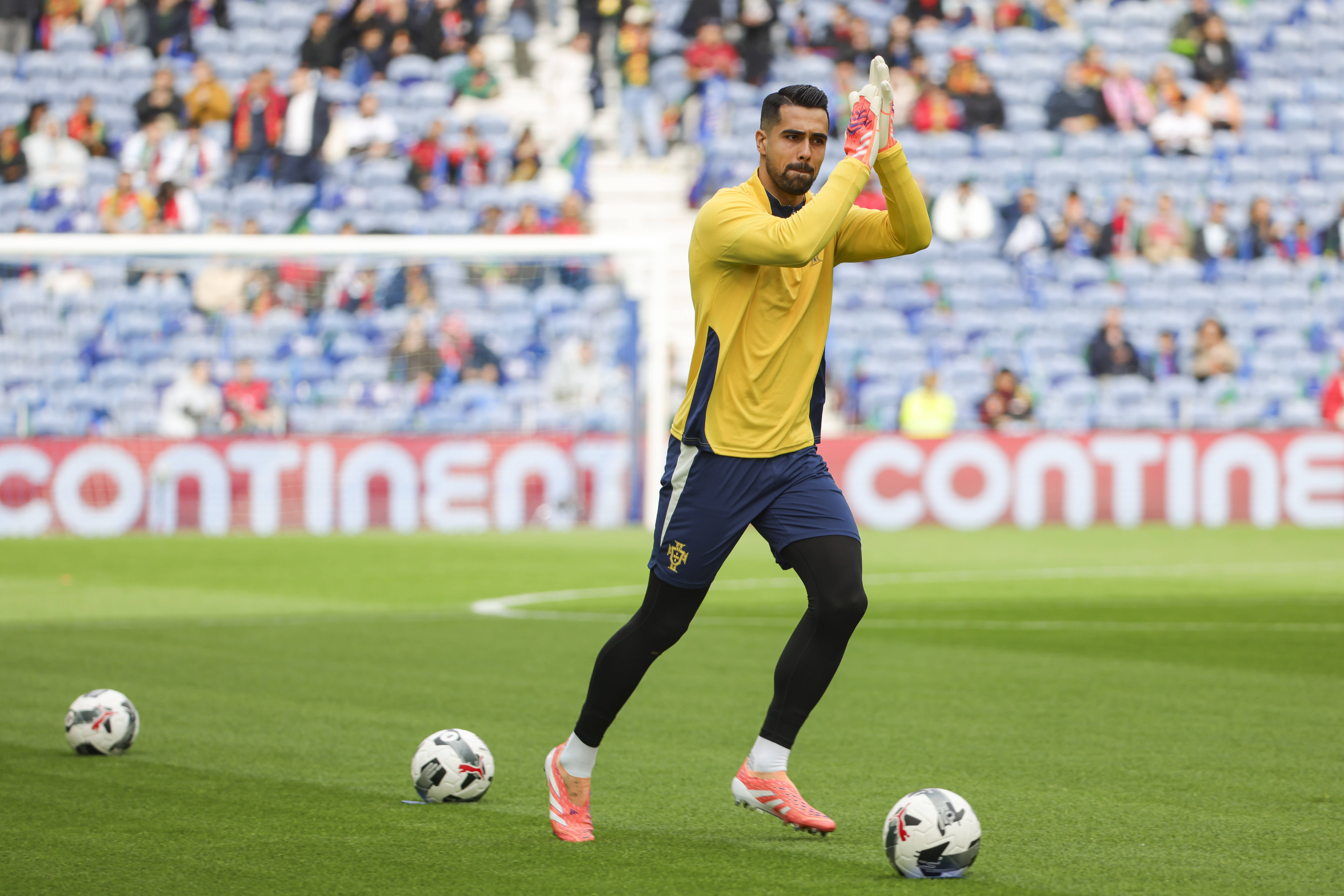 Diogo Costa - 30 jogos com Roberto Martínez