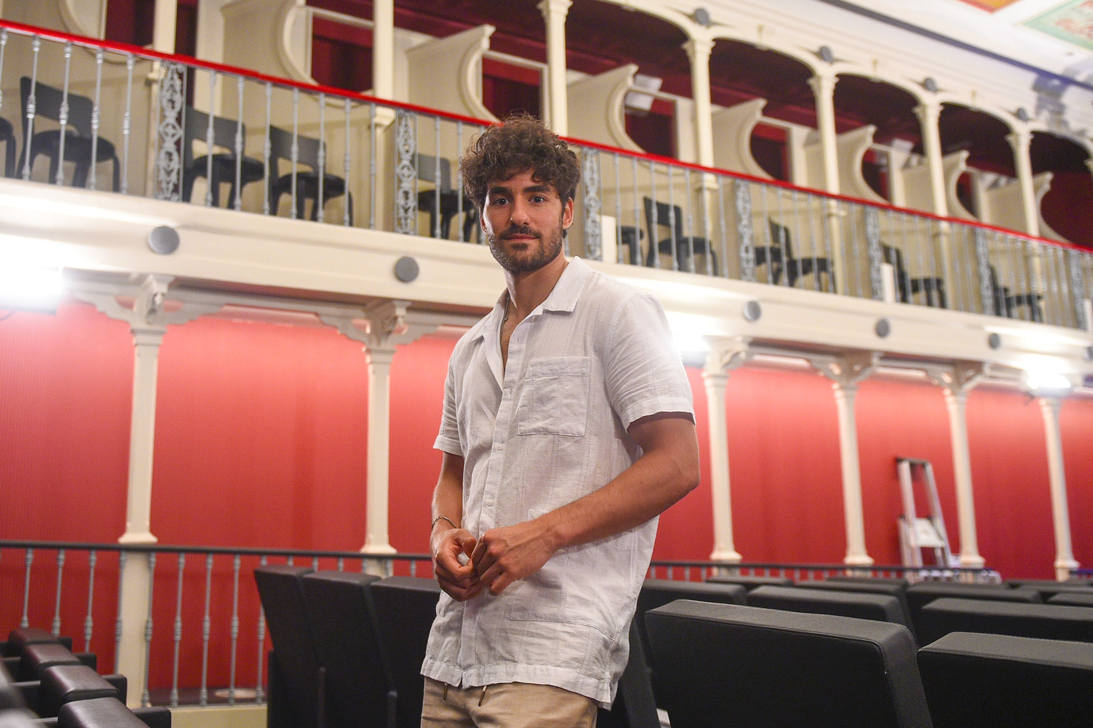 José Condessa no Belém Clube, onde deu os primeiros passos no teatro (Foto A BOLA)