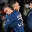 Irmão de Mbappé estreia-se pelo PSG com 16 anos