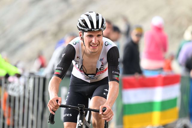 João Almeida e mais três líderes da UAE Emirates na Vuelta