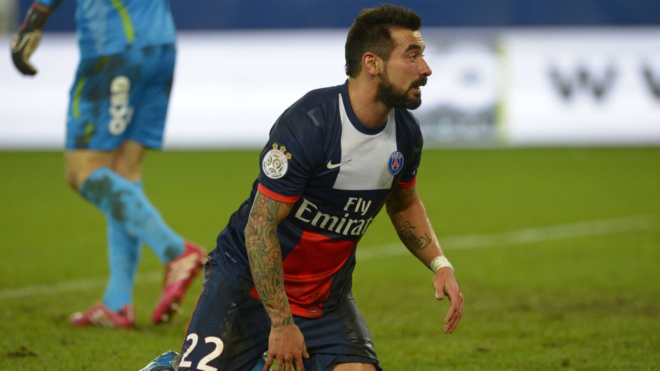 Ezequiel Lavezzi esfaqueado... por familiar