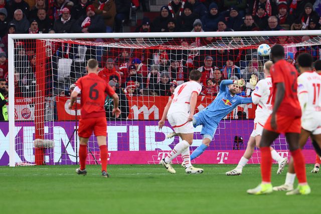 Bayern Munique esmaga próximo adversário do Sporting na Champions