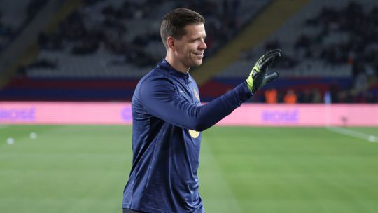 Szczesny: «Se fosse treinador jogaria tantos jogos como os que fiz até agora»