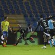 Consoada a preto e branco com Lelo a fazer de ‘garçon’ (crónica)