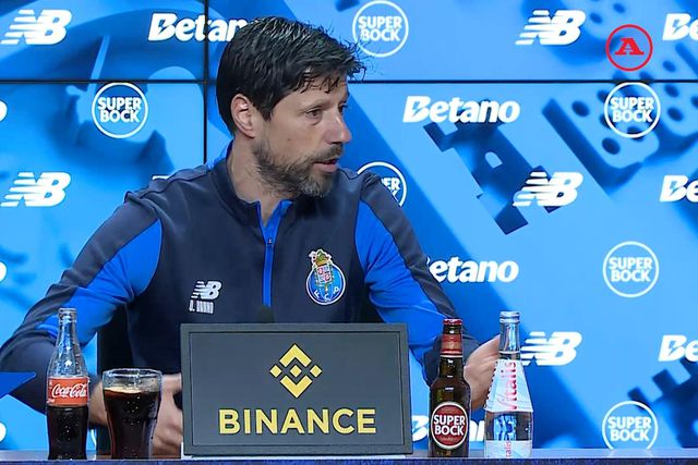 Vítor Bruno fala da trajetória fora de casa