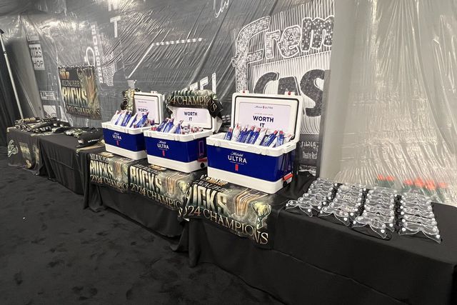 Bucks foram-se embora sem abrirem o champanhe