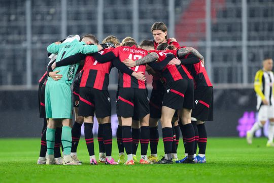 Não podem jogar em casa à noite, fazem história na Europa e vem aí Rui Vitória