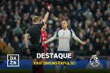 Entrada duríssima de Xavi Simons deixa o Tottenham com menos um (vídeo)