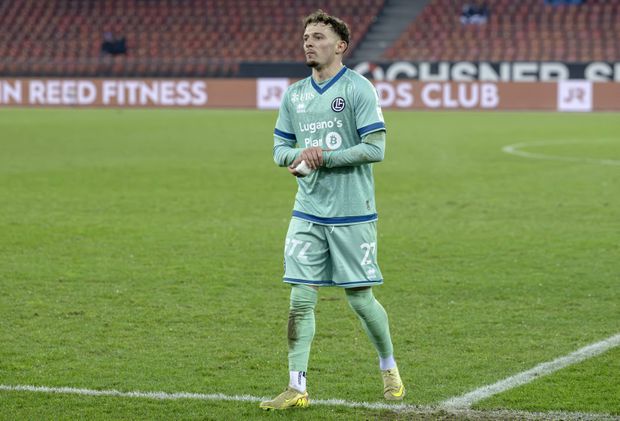 Daniel dos Santos com a camisola do Lugano