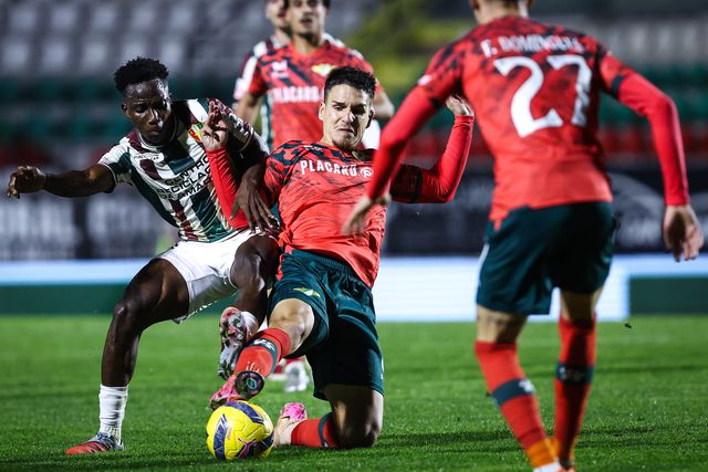 Intensidade digna de registo, equilíbrio a rodos, boas ocasiões... faltaram os golos - Foto: Rodrigo Antunes/LUSA