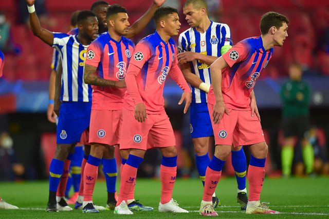 Thiago Silva defrontou o FC Porto pelo Chelsea na Champions, com Pepe do outro lado