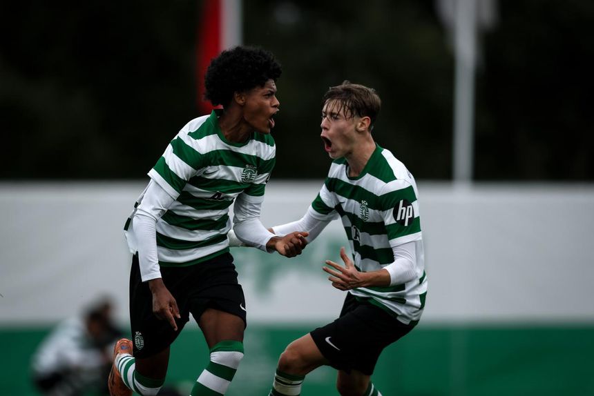 Vitória leonina no duelo entre Benfica e Sporting em juvenis, na época 2025/26 (Foto: José Lorvão/Sporting)