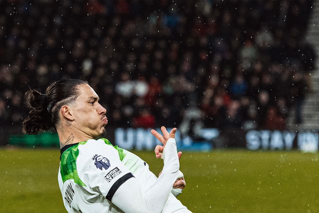 Vídeo: De Diogo Jota para Darwin e vantagem para o Liverpool