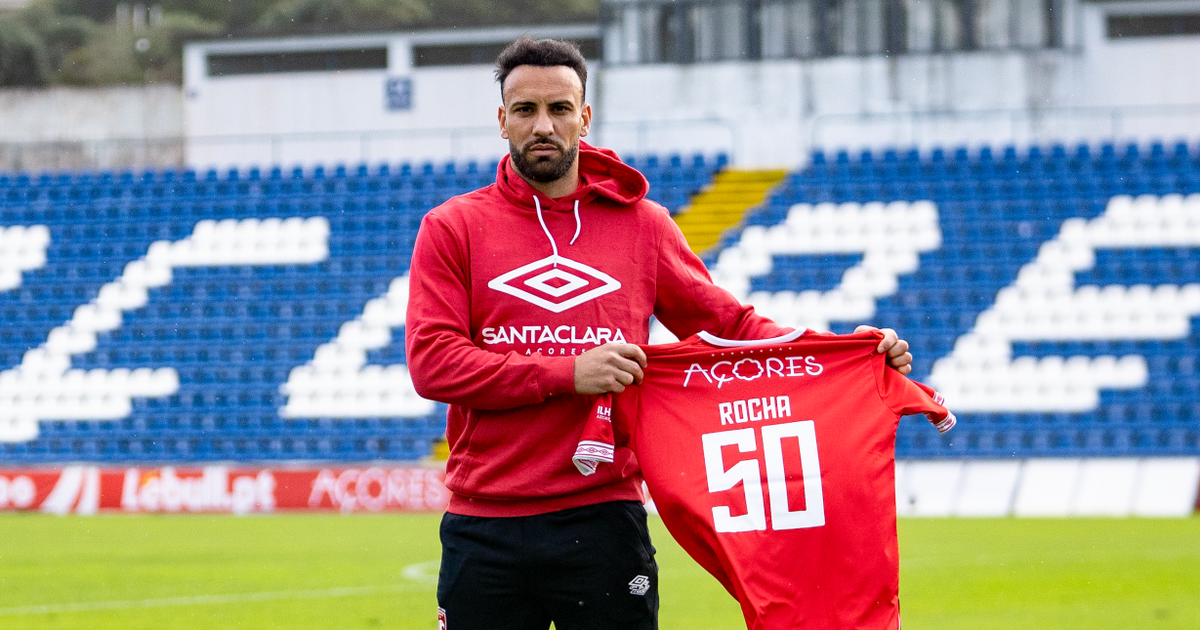 Luís Rocha chega aos 50 jogos pelo Santa Clara | A Bola
