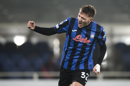 VÍDEO: goleador Retegui abre o marcardor no Atalanta-Sturm Graz