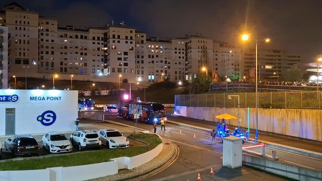 Chegada do autocarro do Barcelona ao Estádio da Luz