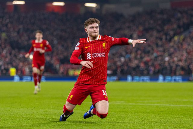 Elliott garantiu vitória do Liverpool 'à lei da bomba' (vídeo)