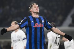 Pasalic celebra golo da atalanta que marcou ao Sturm Graz