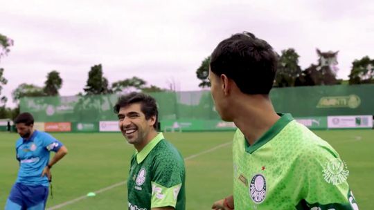 Abel despede-se de Vitor Reis: «Quero ver se depois me atentes o telefone...»