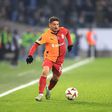 Dries Mertens, 37 anos, a jogar pelo Galatasaray no terreno do Malmo para a Liga Europa