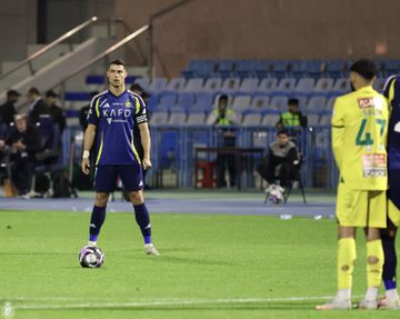 VÍDEO: Ronaldo bisa no último segundo e chega ao 919.º golo da carreira