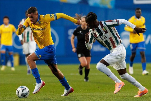 Estoril: sinergias com Dínamo Tbilisi facilitam acordo pela saída de Léo Santos