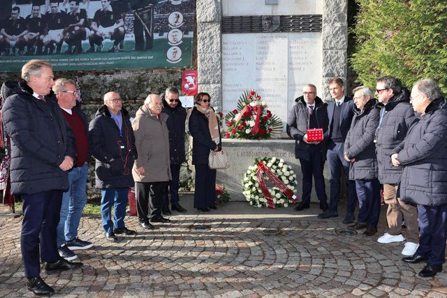 Benfica e Torino em mais um reflexo da forte amizade que mantêm - Foto SL Benfica