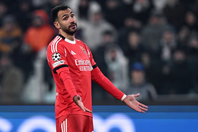 'Hat-trick' ao FC Porto ou engordar a 'seca'? Benfica quer Pavlidis de volta