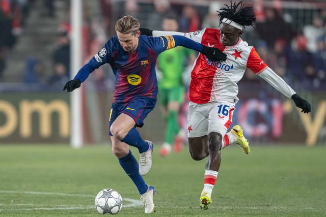 Barcelona (ainda sem Cancelo) procura subir na tabela da Champions