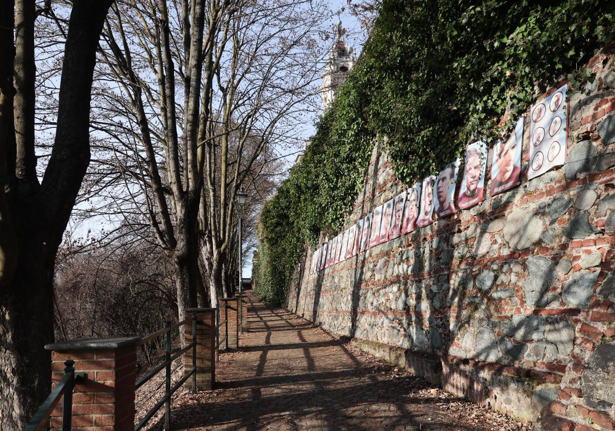 O passeio com as caras dos jogadores falecidos  - Foto: SL Benfica