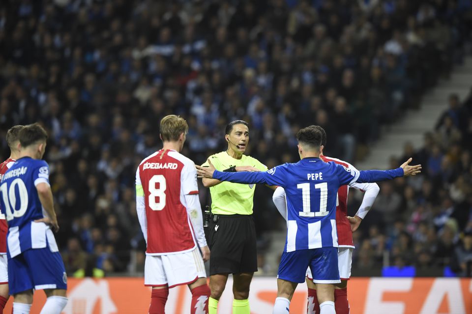A análise de Duarte Gomes à arbitragem do FC Porto-Arsenal