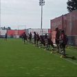 O treino do Benfica antes da viagem para Toulouse