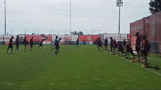 O treino do Benfica antes da viagem para Toulouse