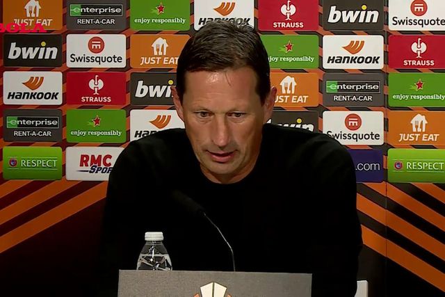 Roger Schmidt reage aos elogios de João Mário