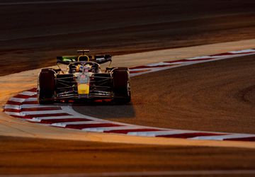 Red Bull estabelece o ritmo no primeiro dia de testes