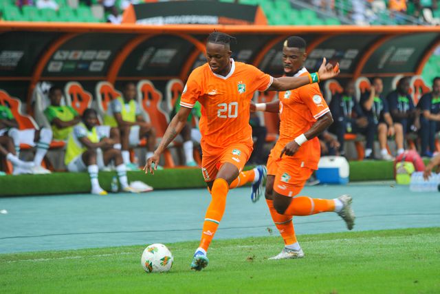 Avançado da Fiorentina internado com malária