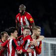 Leicester sofre terceiro golo do Brentford em 15 minutos (vídeo)
