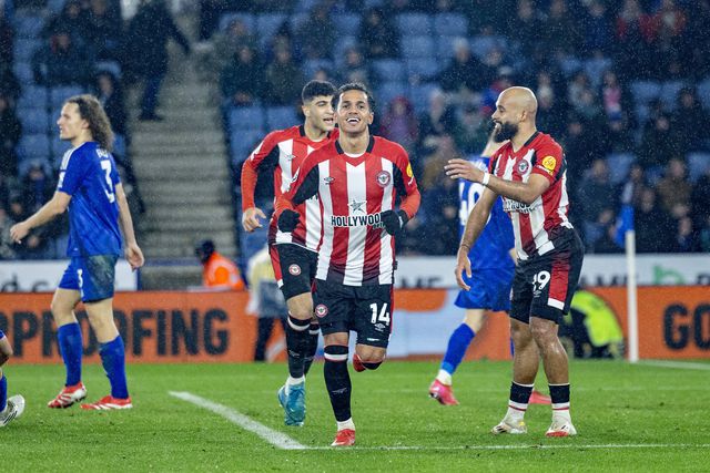 Brentford afunda Leicester com muita classe e golo português (resumo)