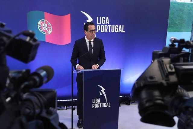 Pedro Proença discursa na Cimeira dos presidentes da liga