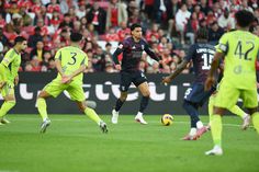 Richard Ríos frente ao Aves SAD (Foto: Sérgio Miguel Santos)