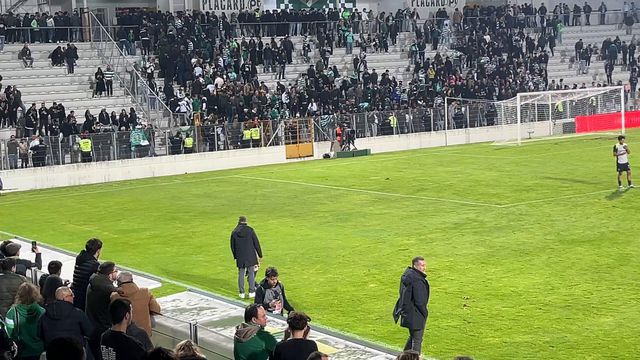 Rui Borges festeja com o sobrinho após a vitória do Sporting (vídeo)