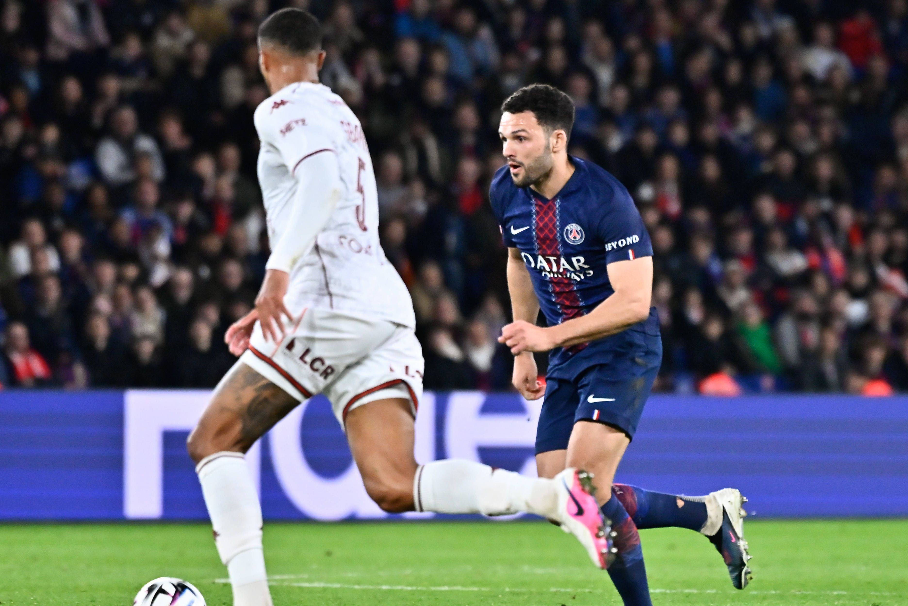 Gonçalo Ramos a rematar frente ao Metz