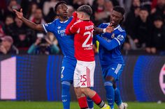 Vinícius Jr. e Prestianni, avançados de Real Madrid e Benfica — Foto: IMAGO