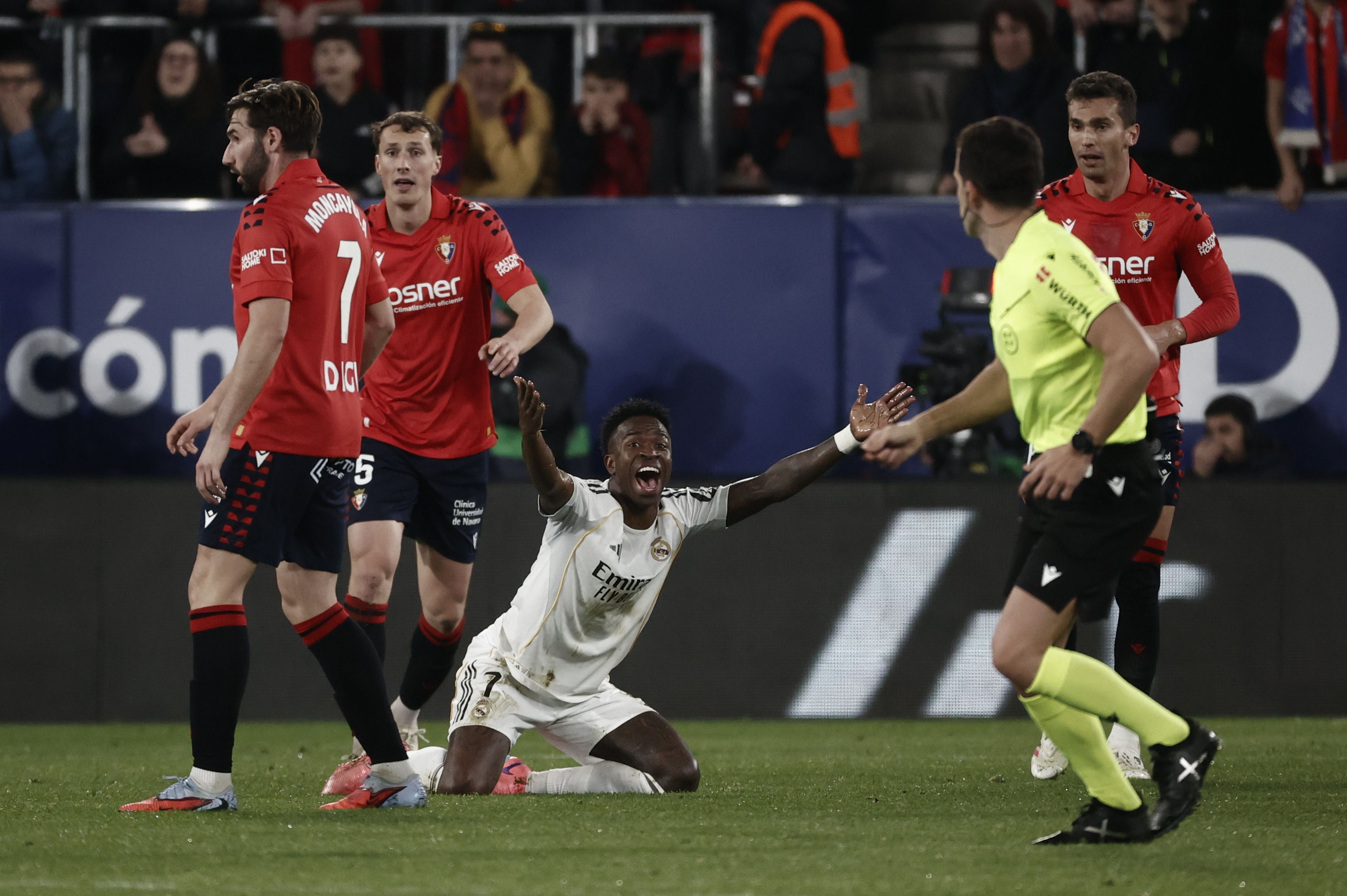 Vinícius Júnior no Osasuna-Real Madrid - Foto: EPA