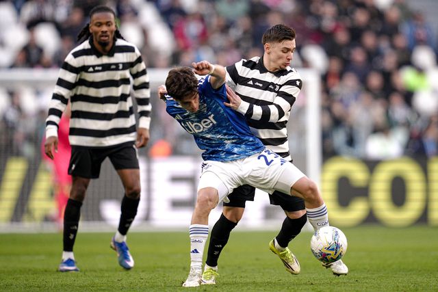 Como aproveita erros embaraçosos da Juventus e agrava crise em Turim